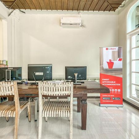 Reddoorz Plus Near Akademi Kepolisian Semarang 3 Esterno foto